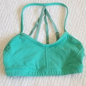 🐦 lululemon 4 teal sports bra
